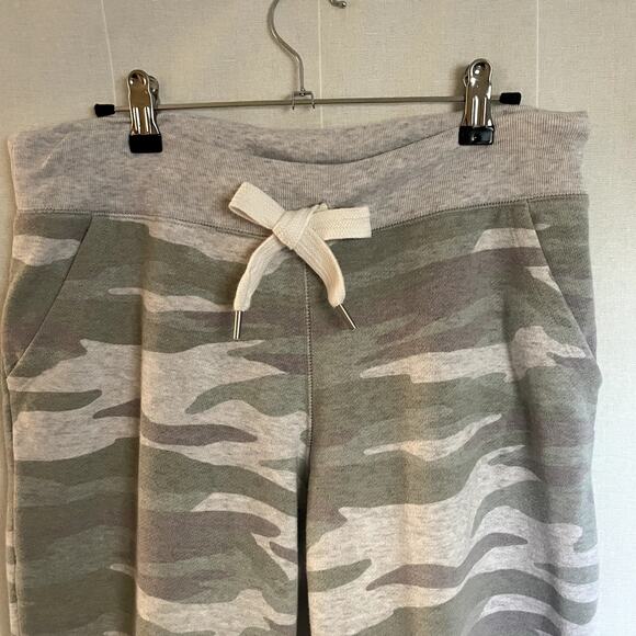 Aerie Camo Joggers Size Small Sportswear Streetwear Utility - Picture 2 of 5